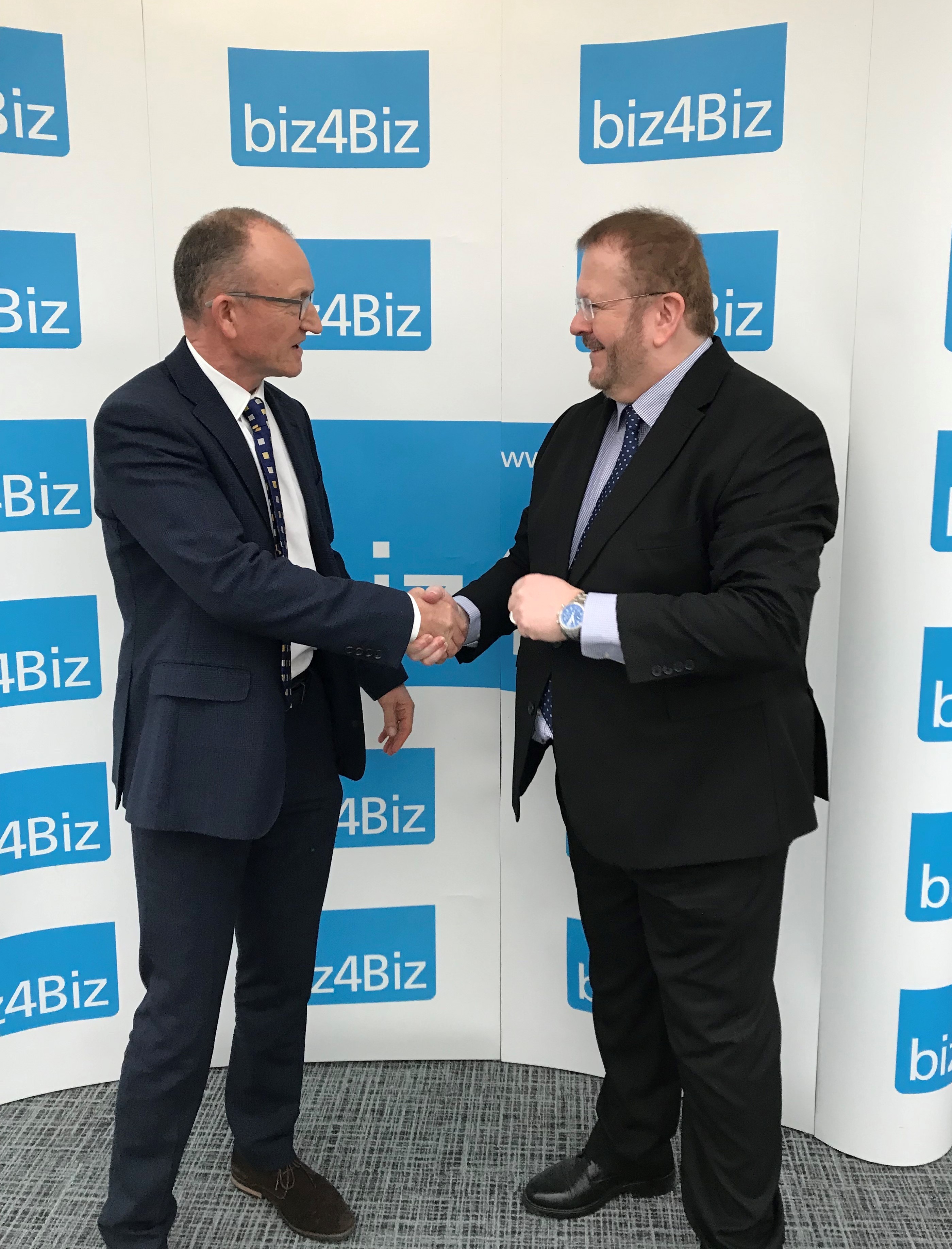 Richard Roberts, Leader, Hertfordshire County Council and Chair, Hertfordshire Growth Board with Adrian Hawkins OBE, Chairman biz4Biz