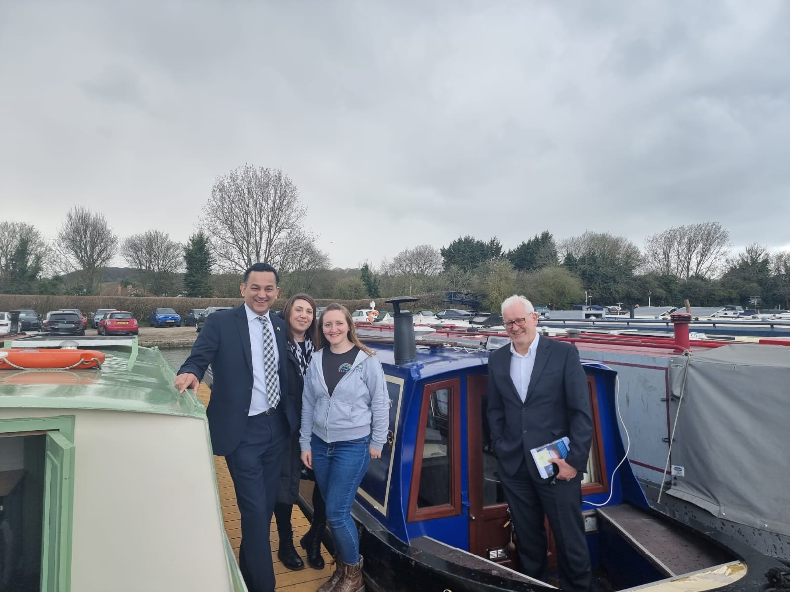 Gagan Mohindra MP, Norman Jennings and Sue Lea visit Chiltern Canal Boat Holidays