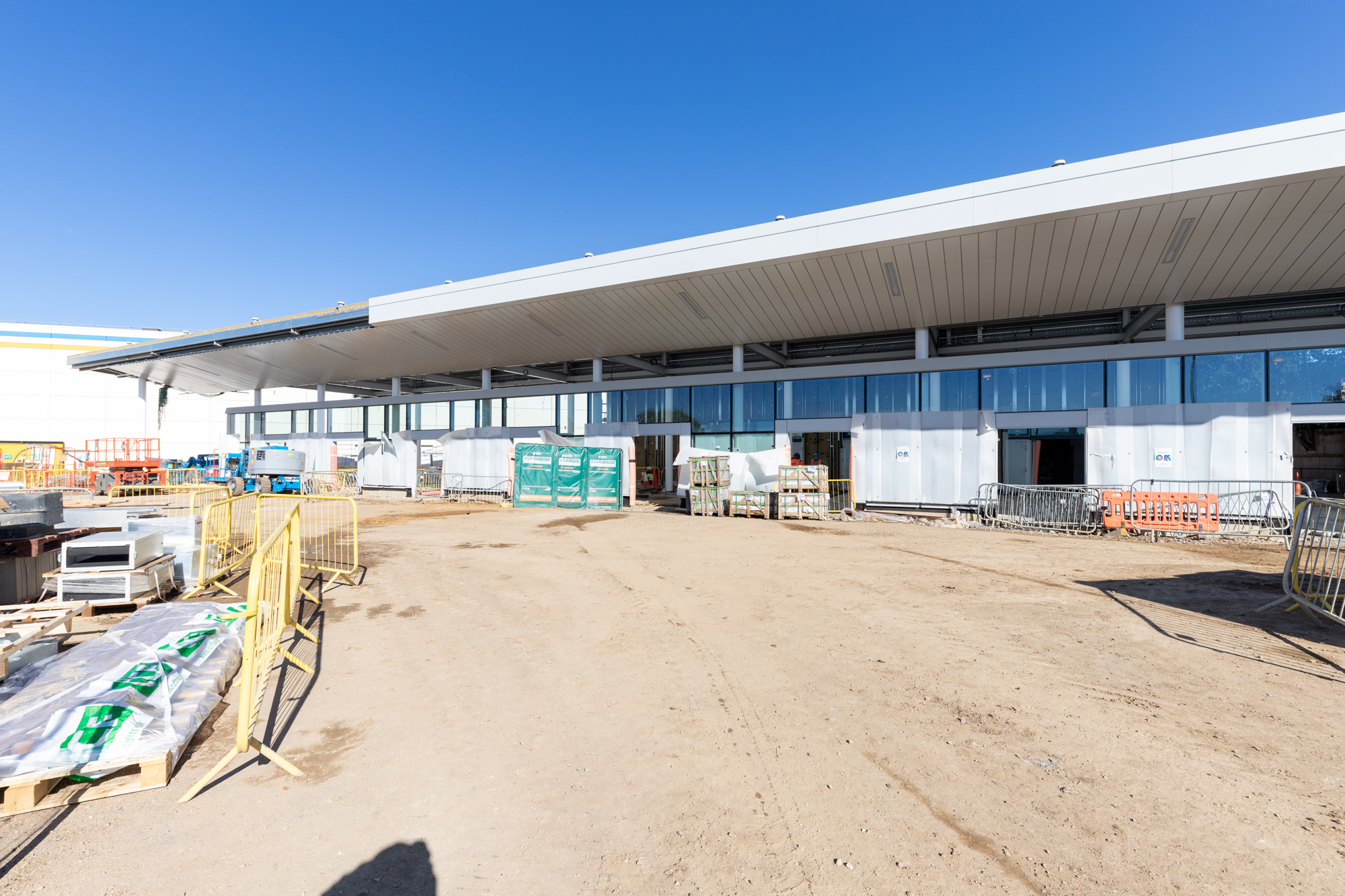 Bus interchange terminal