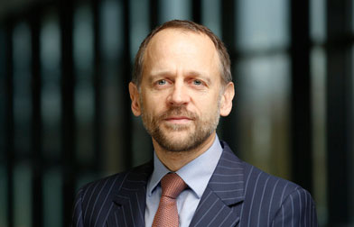 Damian Ward