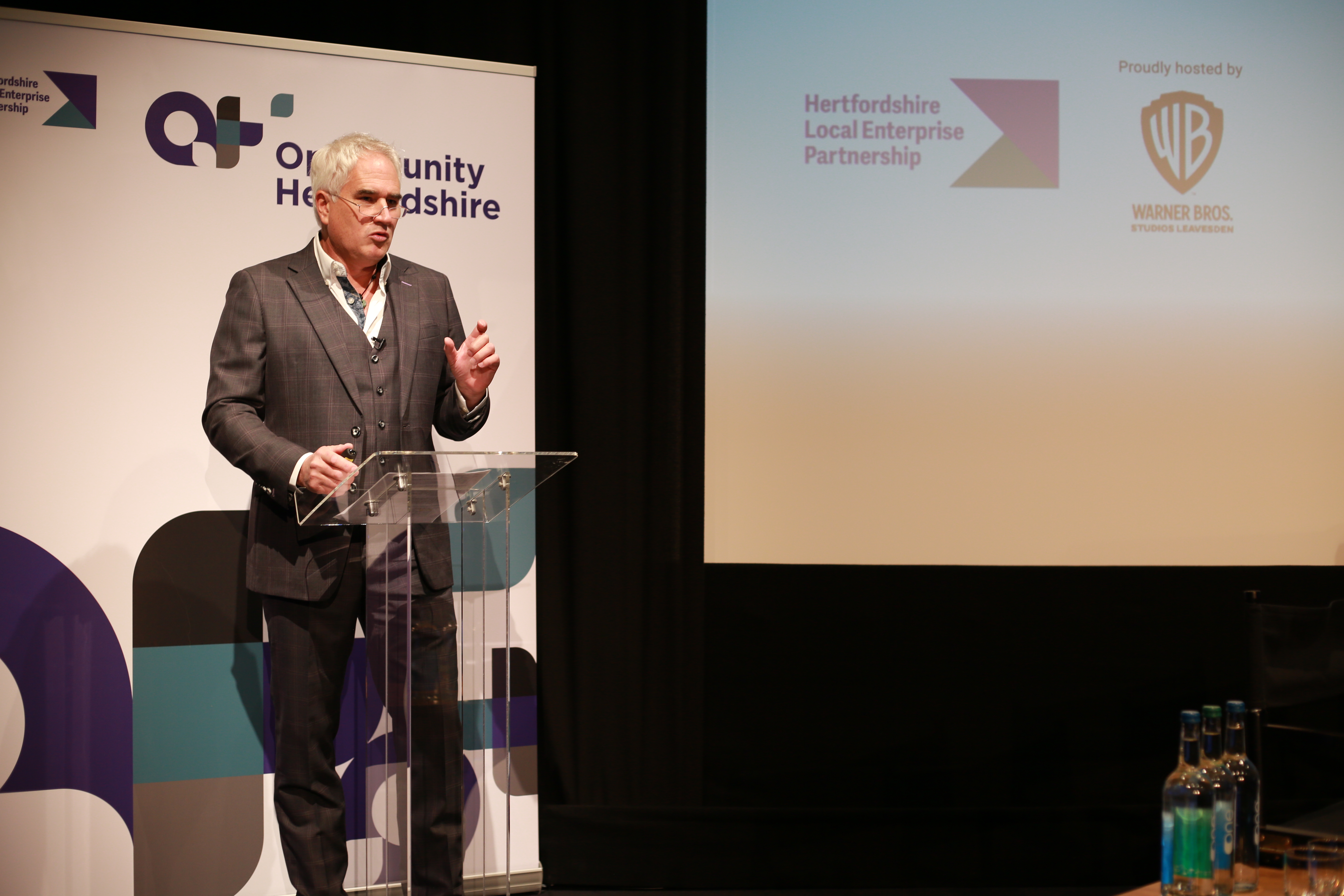 Dan Dark OBE Executive Vice President, Worldwide Studio Operations, Warner Bros