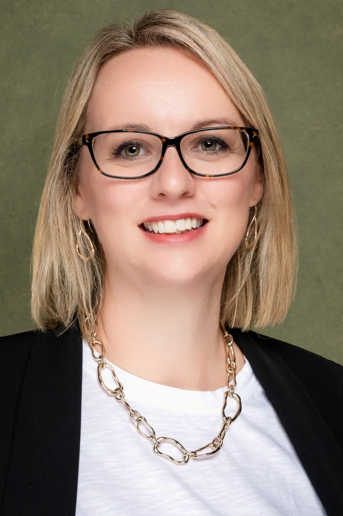 Low Res Profile Picture Pp